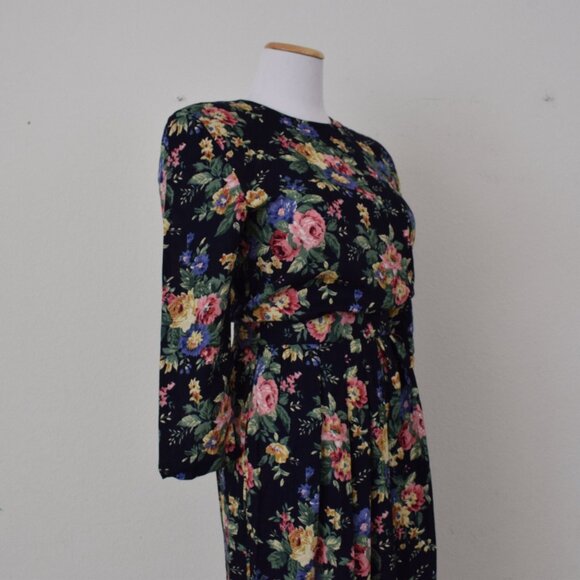 Vintage 90s Floral Rayon Dress size 6 - Picture 3 of 10